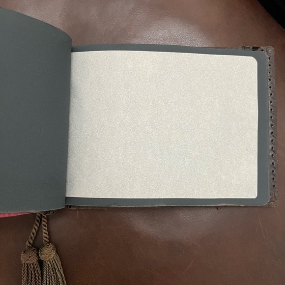 Autograph Book - Picture 6 of 8